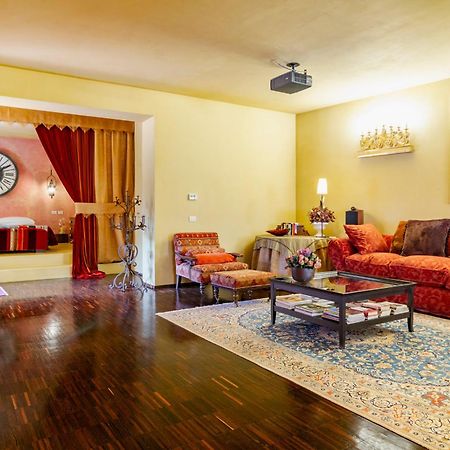 Bohemian Suite Spacious And Central Loft โบโลญญา ภายนอก รูปภาพ
