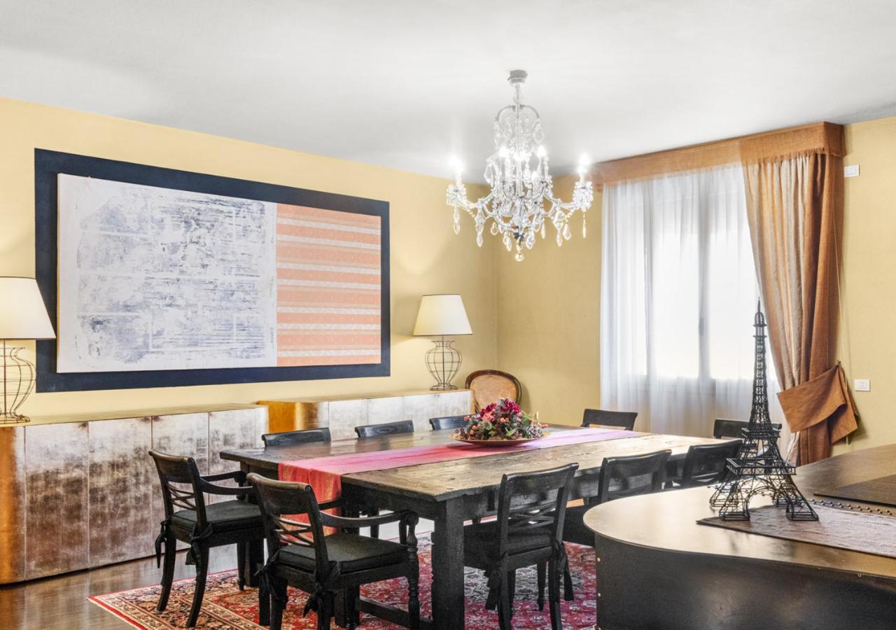 Bohemian Suite Spacious And Central Loft โบโลญญา ภายนอก รูปภาพ